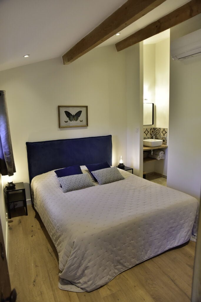 holiday cottage in les baux de provence 13520 scaled