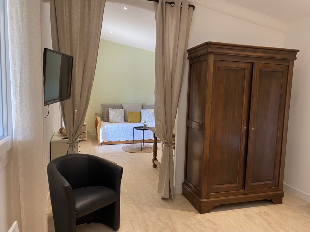 appartemment en location saisonniere aux baux de provence 13520